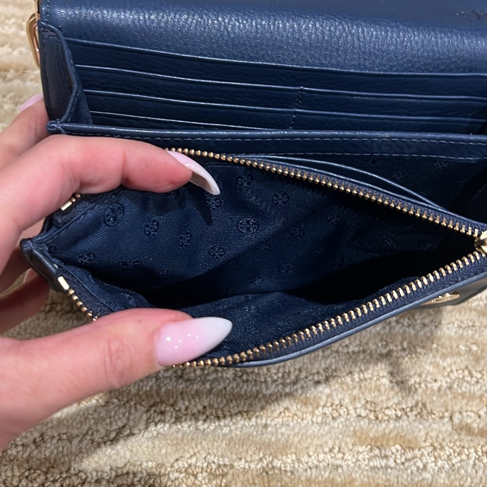 Tory Burch Crossbody - Picture 6 of 7